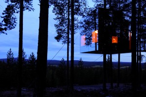 Mirrorcube-by-Treehotel-www.nexustravelsolutions.com-Luxury-Bespoke-Holidays-8