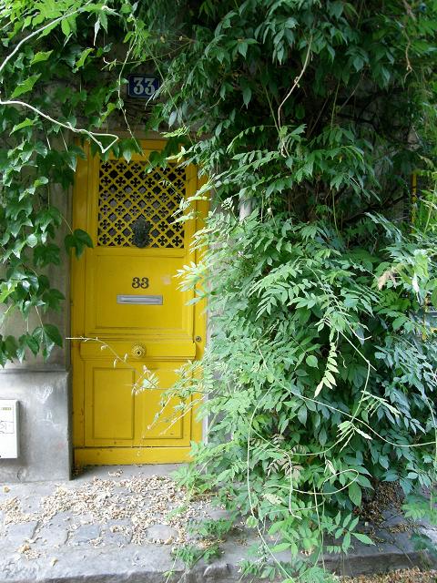 Yellow ! Rue des Termopyles