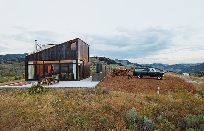 Sky-house-in-Oroville-Washington-6