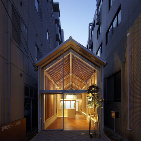 dezeen_Ogimachi-Global-Dispensing-Pharmacy-by-TKY-Japan-1