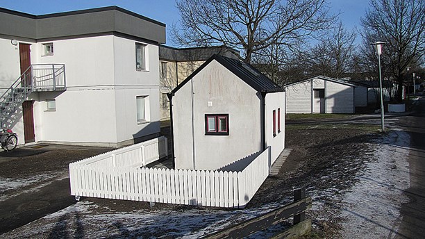 micro-cottage et patio